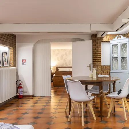 Taverna Di Marzabotto-hospital Station Parking Lejlighed