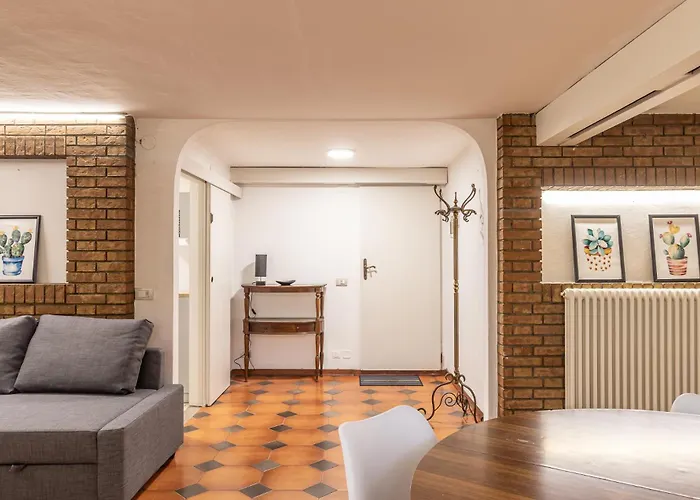 Taverna Di Marzabotto-hospital Station Parking Modena